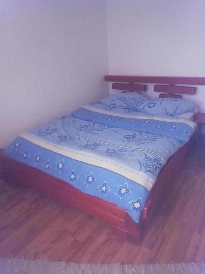 Simona Appartement Topliţa Buitenkant foto